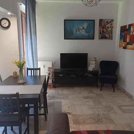 Sanremo Apartment דירה *