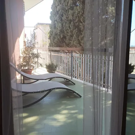Sanremo Apartment דירה סנרמו